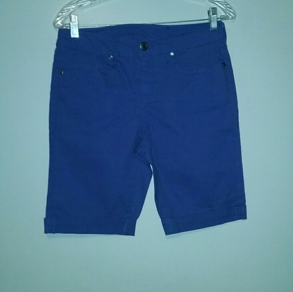 Faded Glory brand cotton spandex cuffed jean short